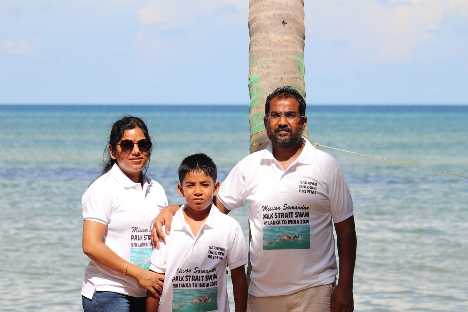 Ishan Sinha with his parents. (Image: Special Arrangement)