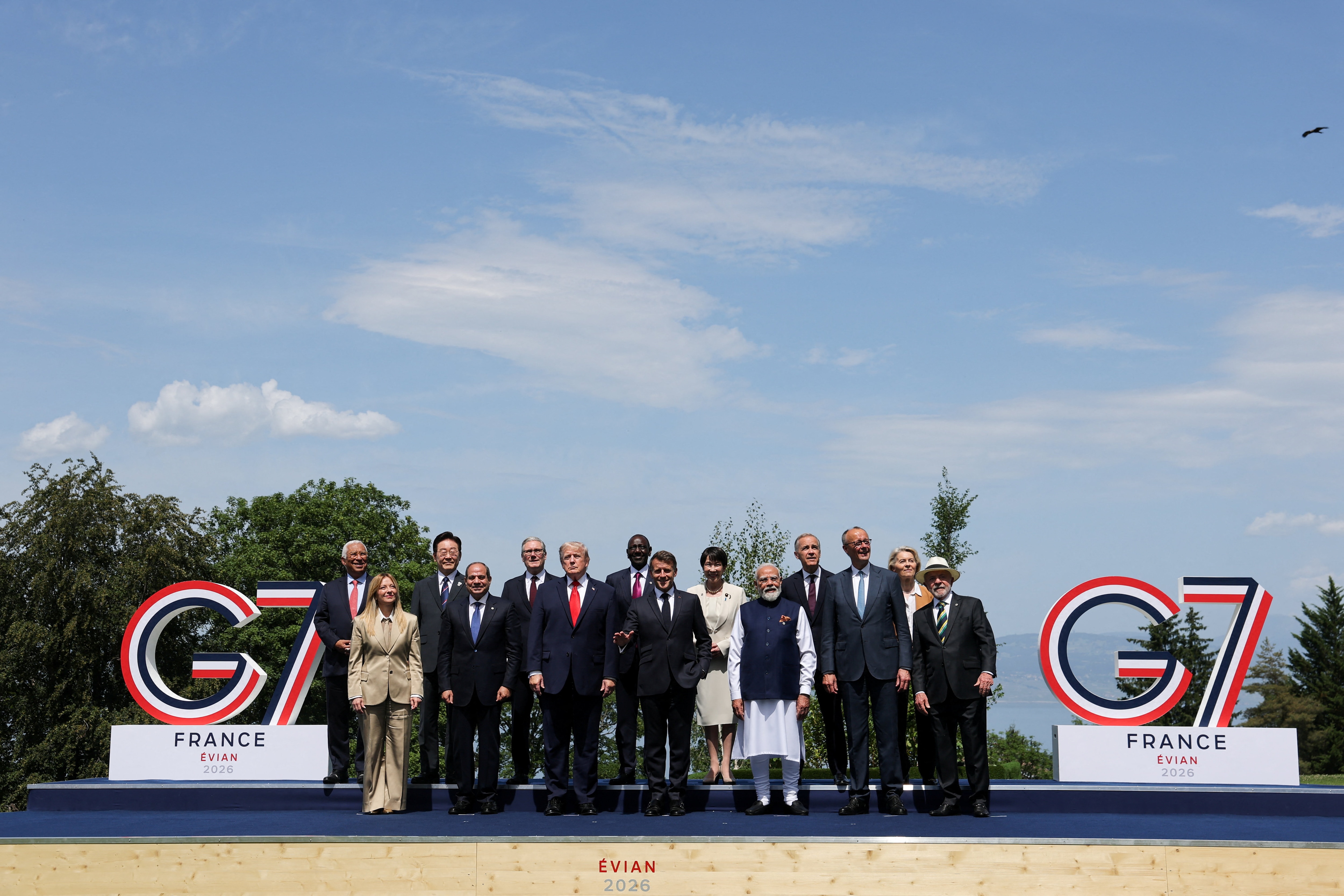 g7-summit-live-pm-modi-macron-and-trump-front-and-centre-in-g7-group