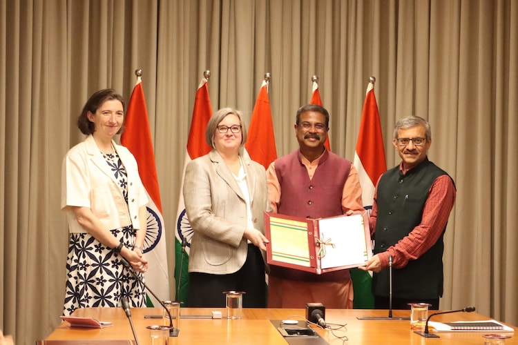 University of Bristol receives Letter of Approval from UGC for the Mumbai Enterprise Campus