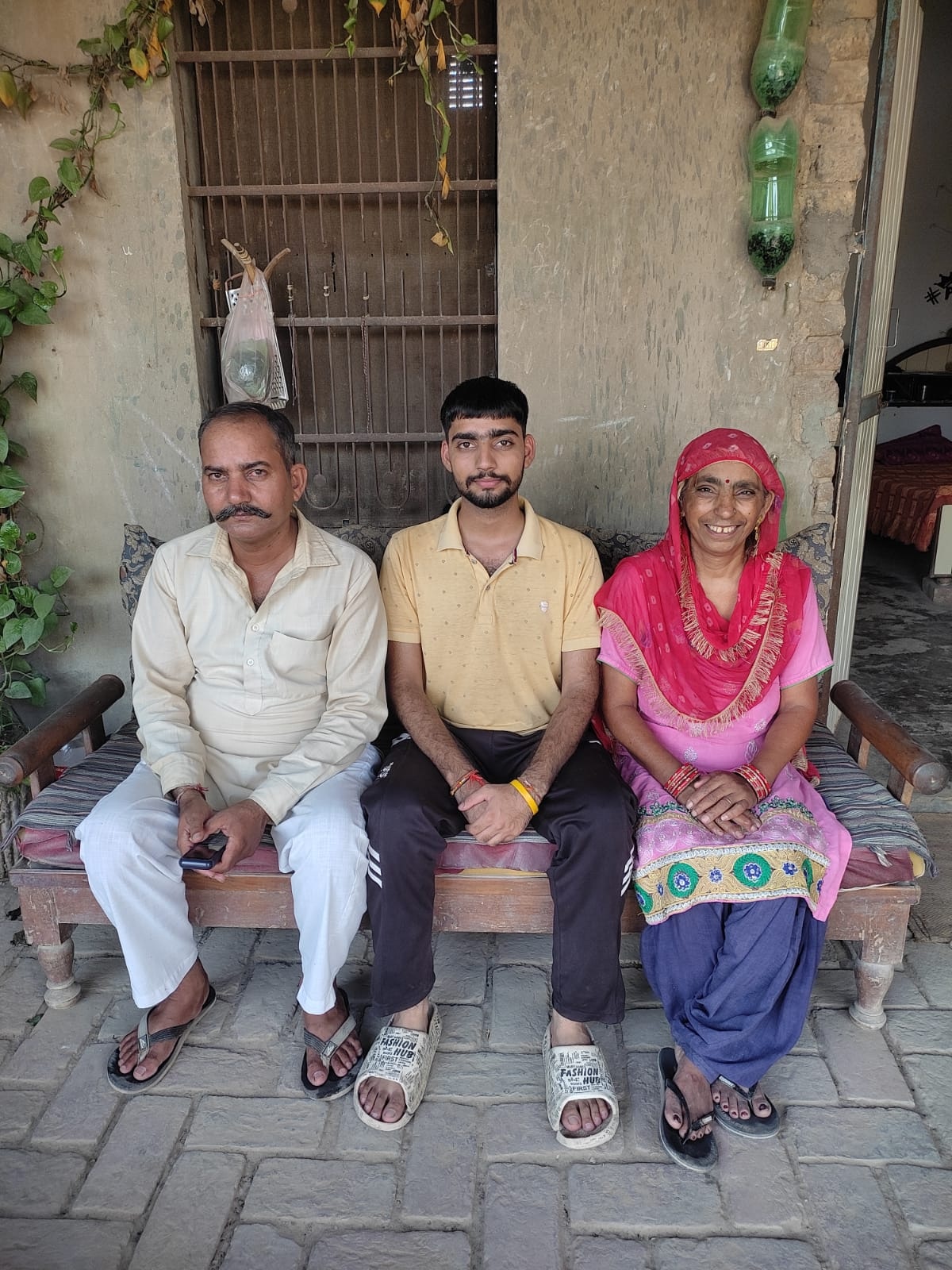 JEE Advanced 2026, IIT success story, first IITian from rajasthan village, Rajasthan student, first IITian village, e-rickshaw driver son, JEE Advanced rank 1040, rural student success, PhysicsWallah, IIT Roorkee, JEE preparation
