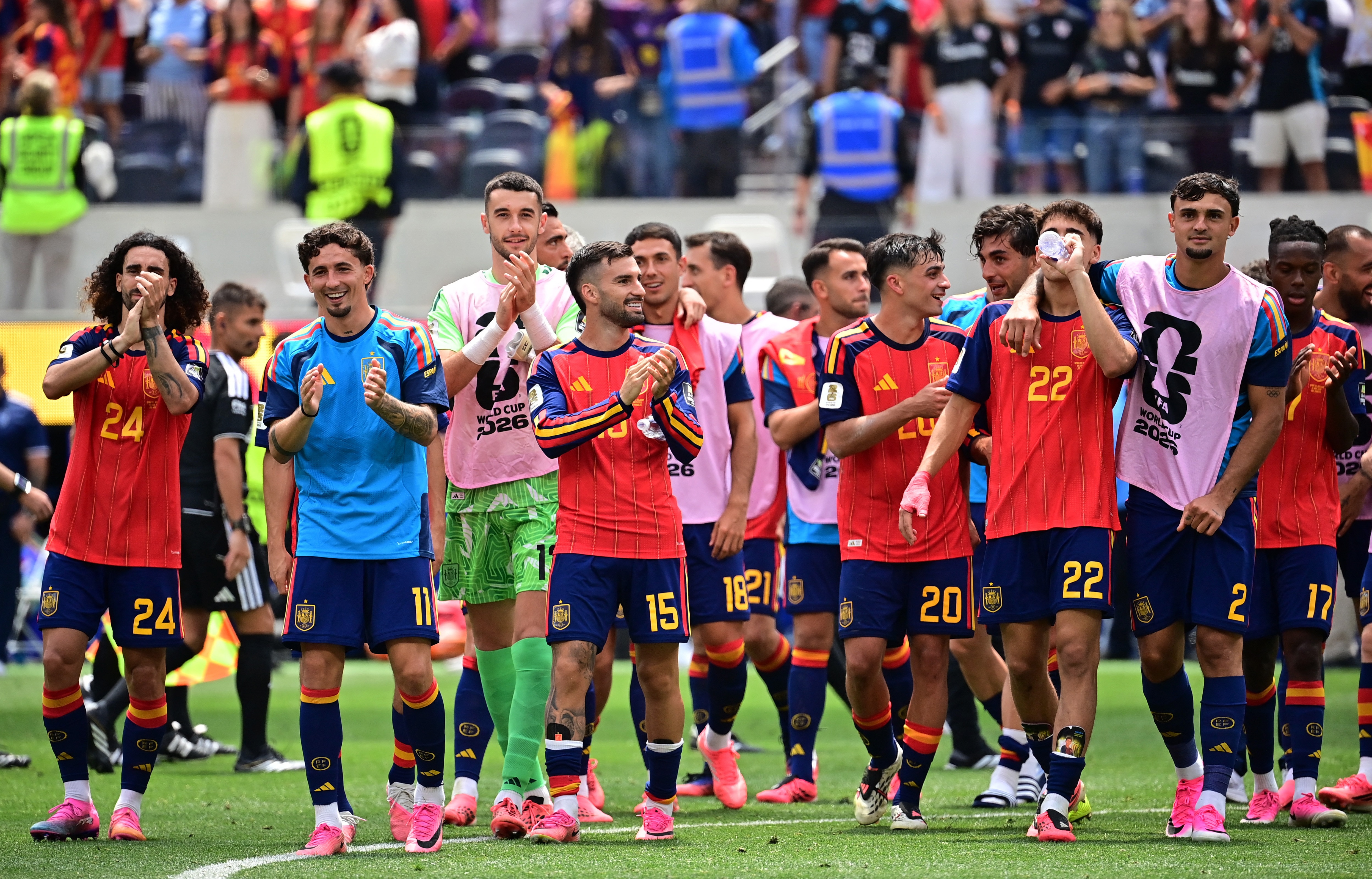 Spain have a complete squad, perfectly balanced. (Photo: Reuters)