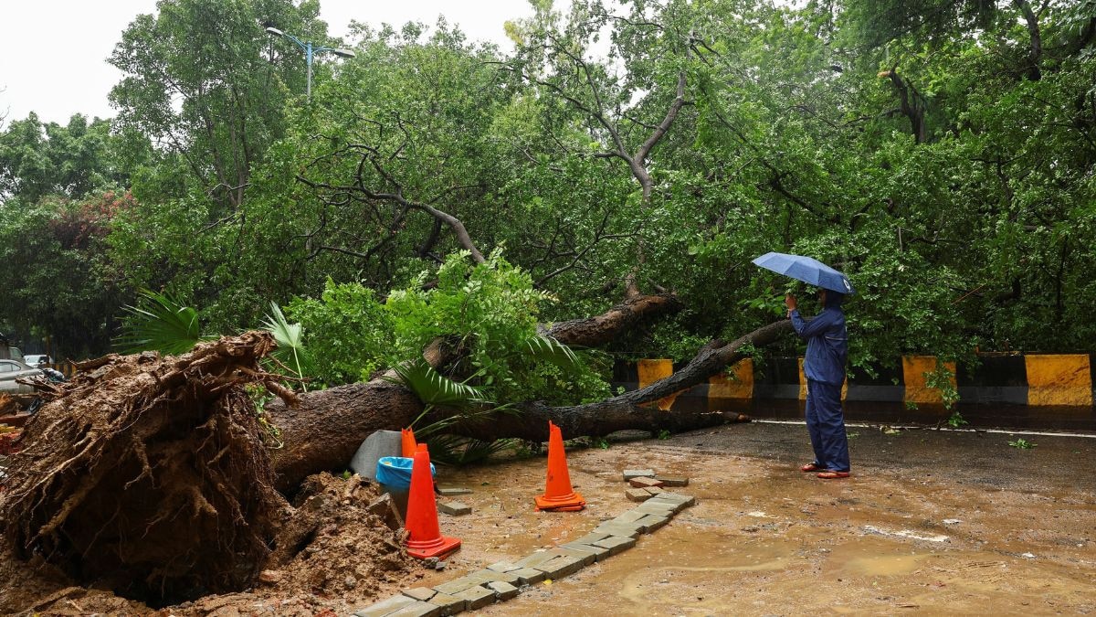 Moisture pulled in from the Bay of Bengal is spreading rain-bearing clouds across the northern plains. (Photo: Reuters)