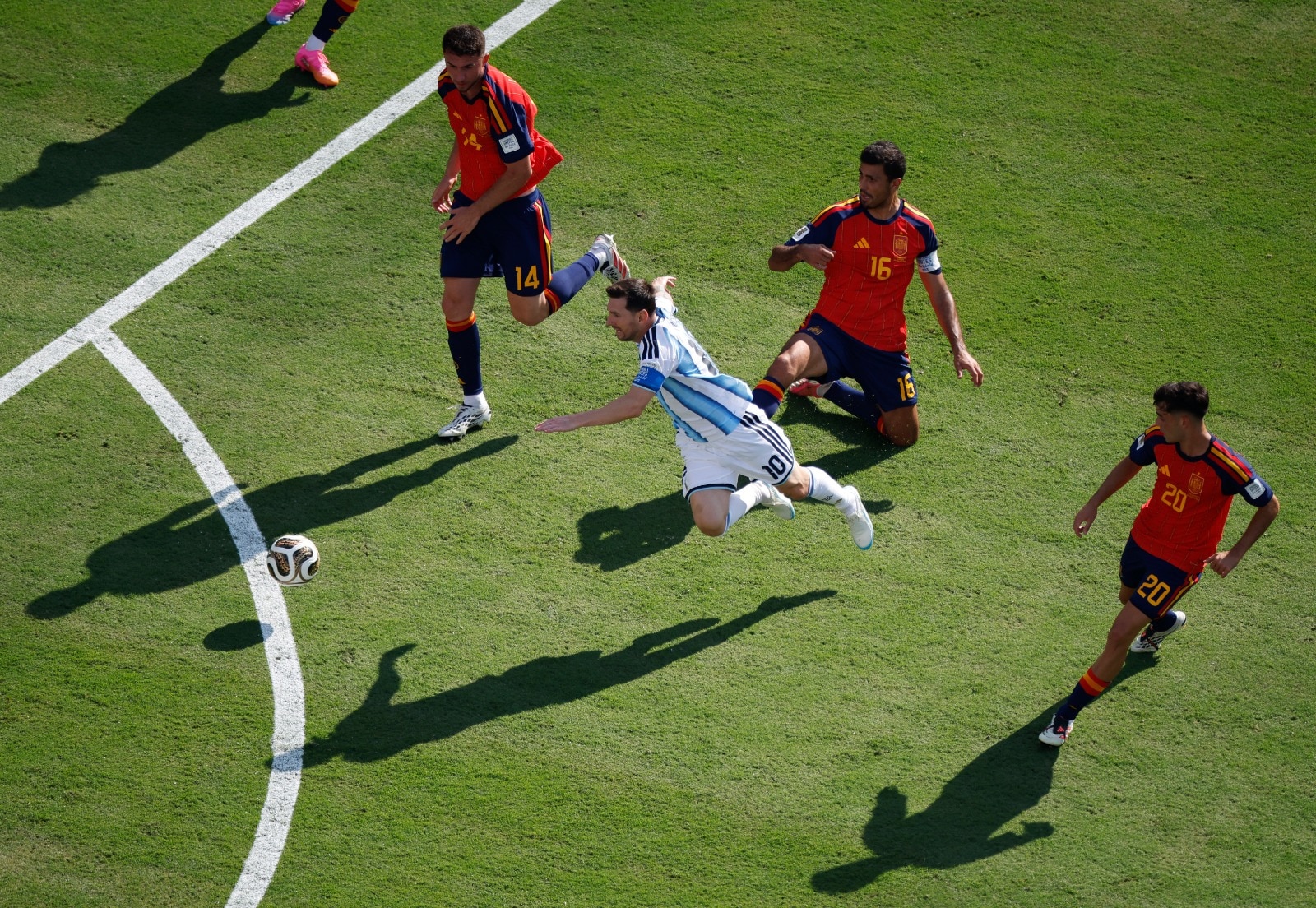 Messi was completely blocked out of the game by Spain. (Photo: Reuters)