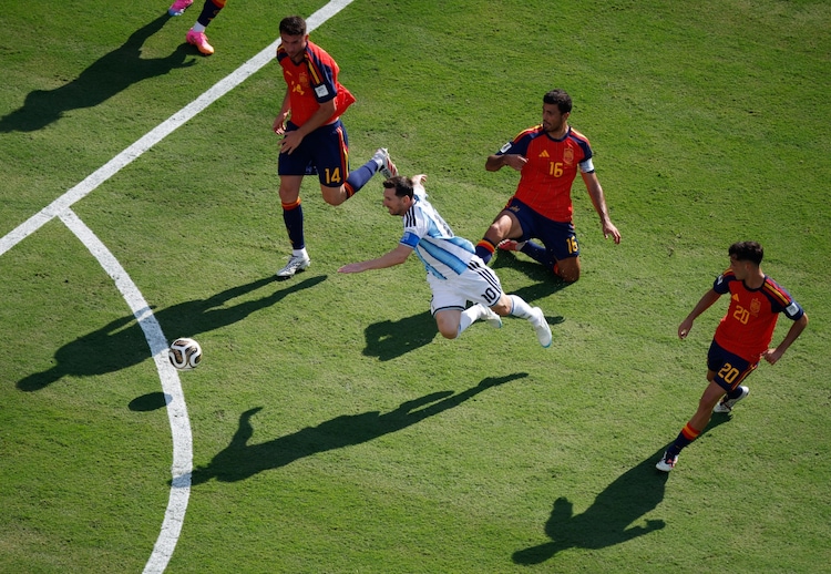 Messi was completely blocked out of the game by Spain. (Photo: Reuters)