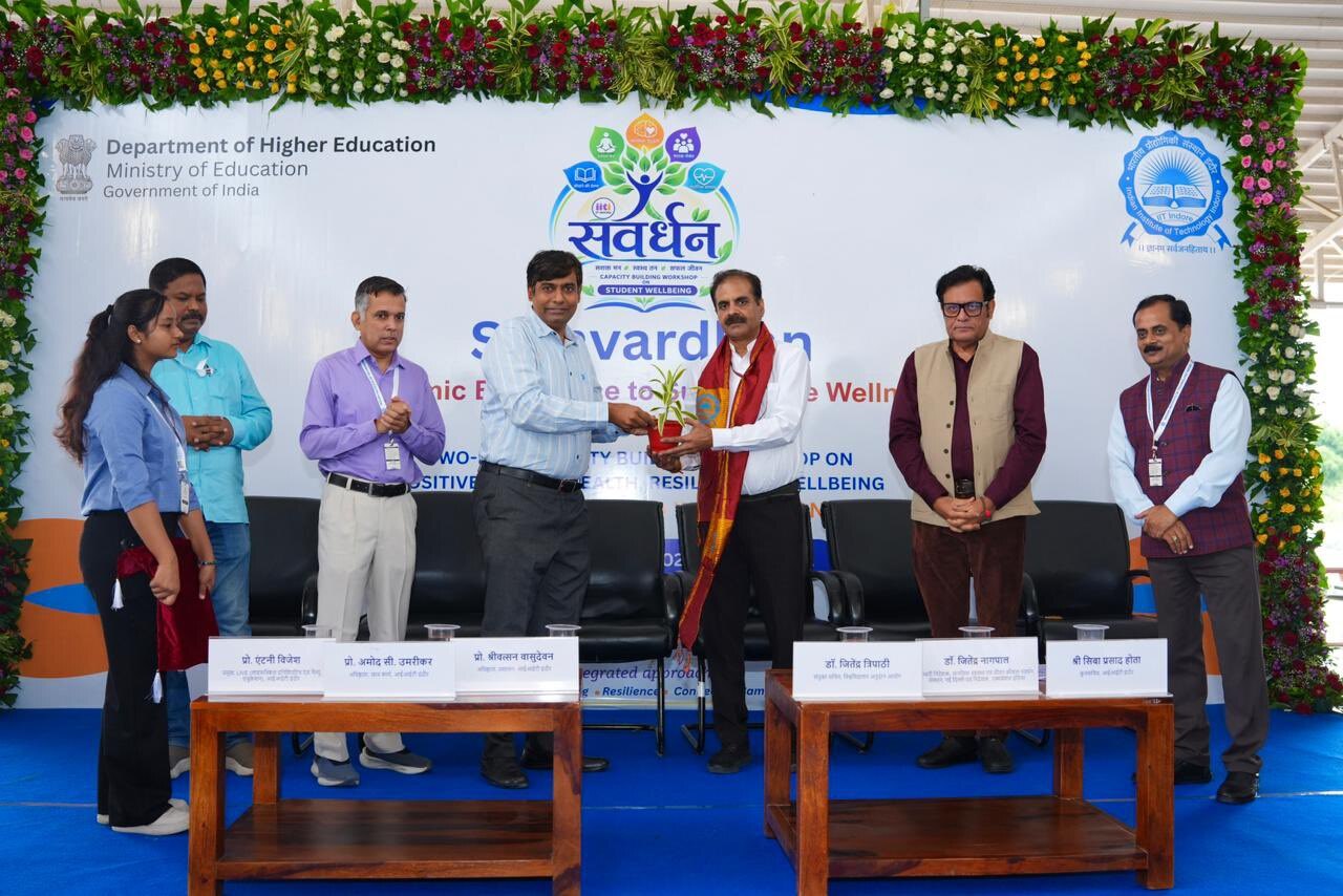 The session was titled, 'Samvardhan: From Academic Excellence to Sustainable Wellness' (Photo: X/IITIndore)