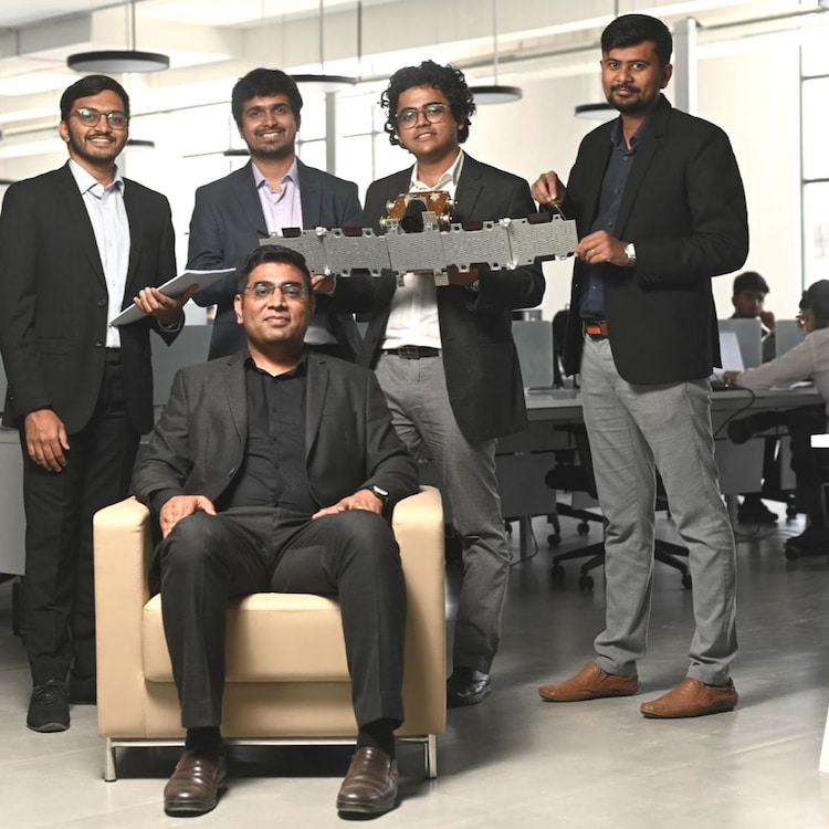 The team (Photo: LinkedIn/Mela Ventures)