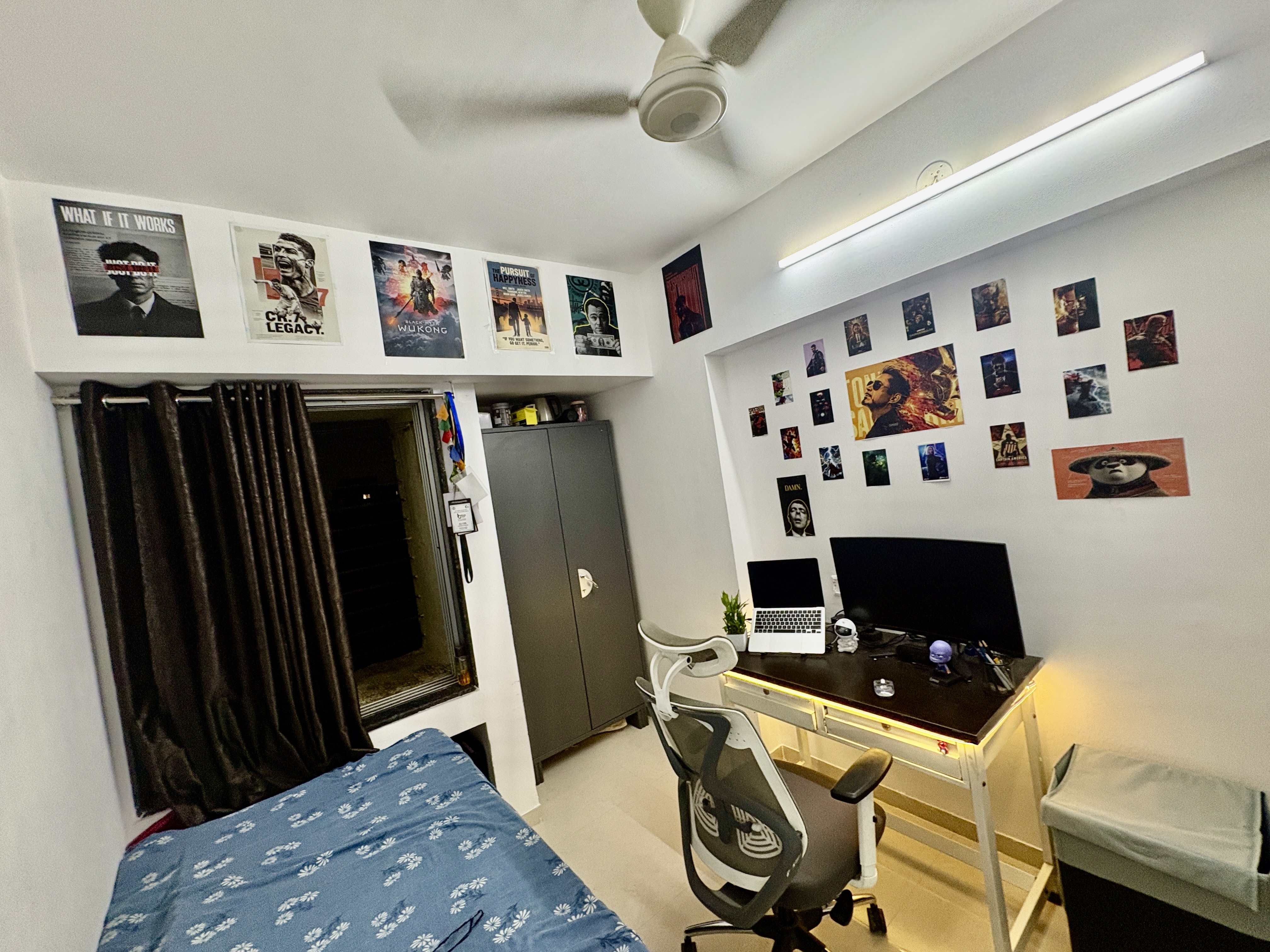 Alok Raj's hostel room