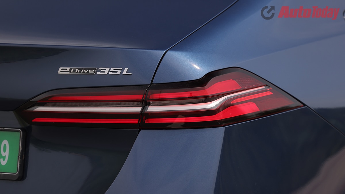 BMW i5 LWB