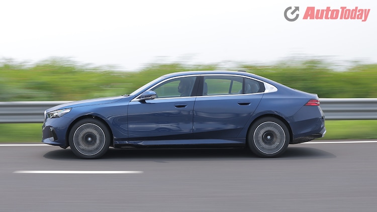 BMW i5 LWB