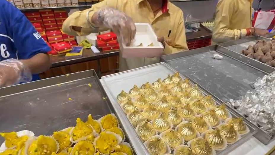 Gold-coated modak