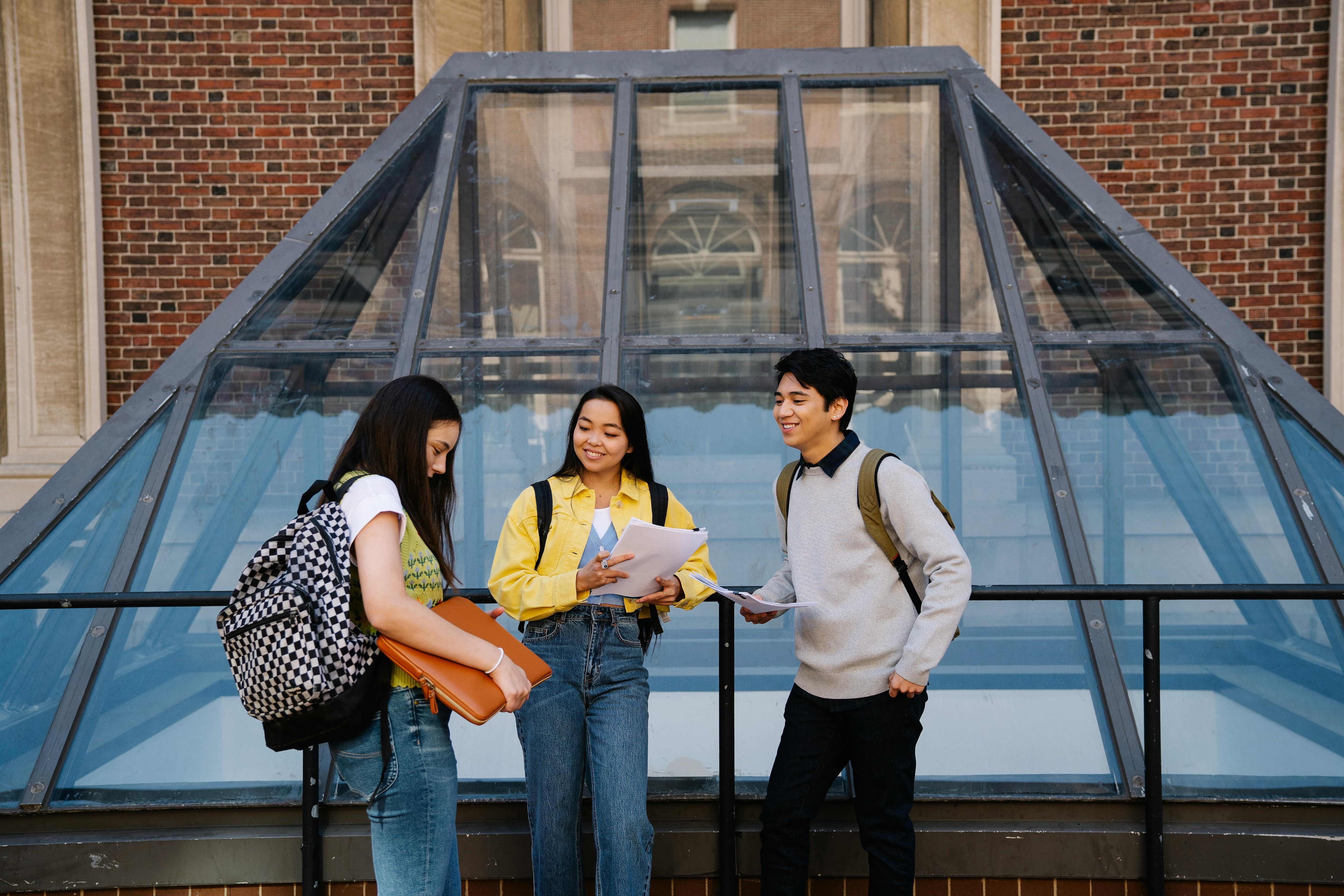 Finland says its universities and universities of applied sciences offer more than 600 English-taught bachelor's and master's programmes. 