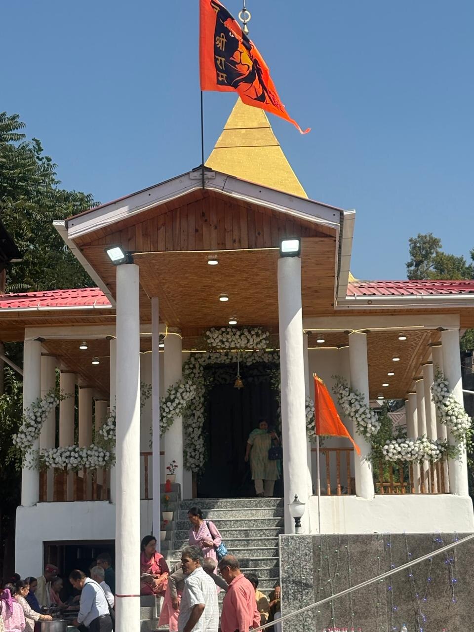 Srinagarâs Sheetalnath Temple 
