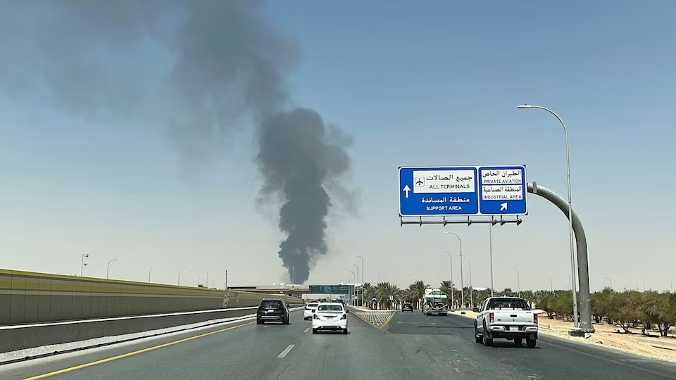 Blasts heard, thick smoke seen near Riyadh airport as Houthi tensions  escalate - India Today