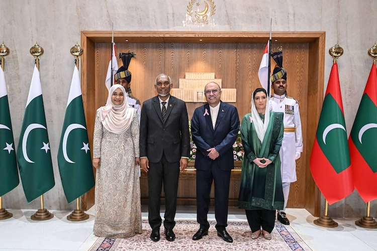 Maldives entering Pak orbit? Muizzu signs defence deals, calls for Saarc revival 4 hvk60obacaaiikz.jpg?VersionId=sYP.h