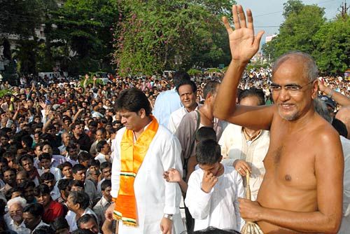 Jain Chaturmas Begins Indiatoday Jain chaturmas 2010(swetambar jain chaturmas) ( 3 articles ). jain chaturmas begins indiatoday