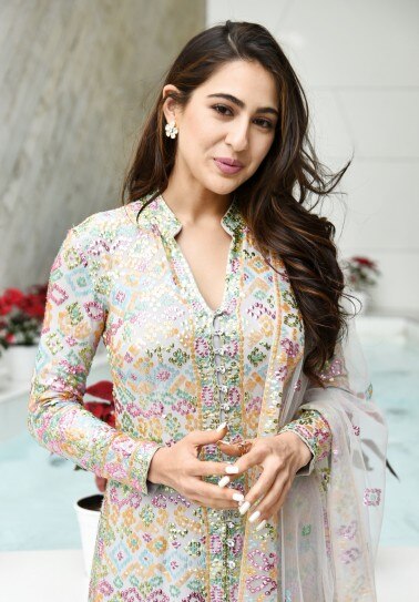 Sara Ali Khan looks ethereal in grey chikankari suit at Kedarnath promotions | IndiaToday