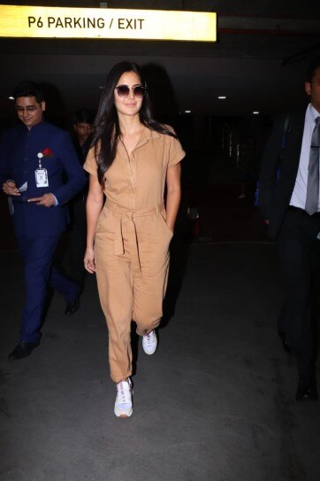 Katrina Kaif Is Stunning In Jumpsuit And Sneakers At Mumbai Airport See Pics Indiatoday Katrina kaif was snapped at the mumbai airport today. mumbai airport see pics indiatoday