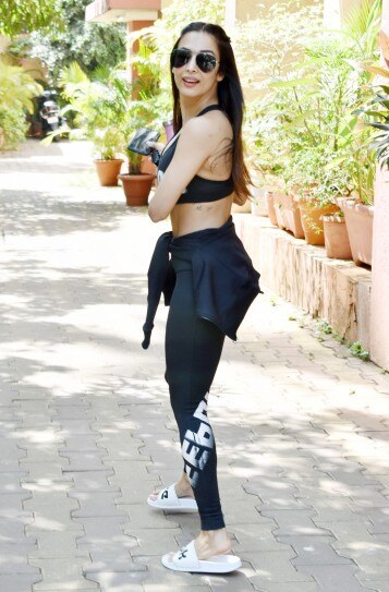 Malaika Arora in sports bra and yoga pants makes fitness fashion look