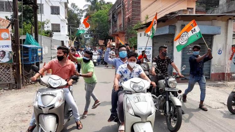 শিলিগুড়িতে মিছিল তৃণমূলের