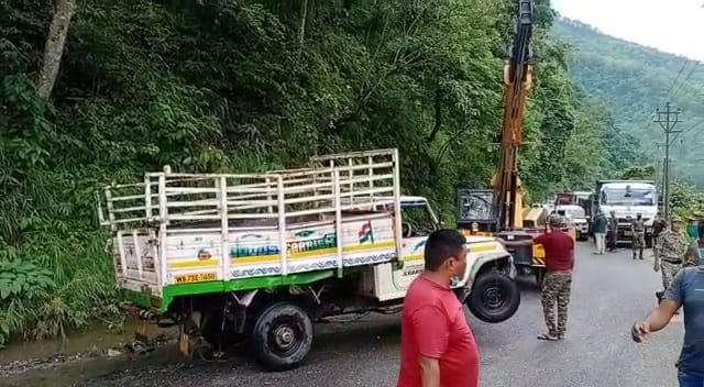 নিখোঁজ ইঞ্জিনিয়ারিং পড়ুয়ার খোঁজে তল্লাশি চলছে