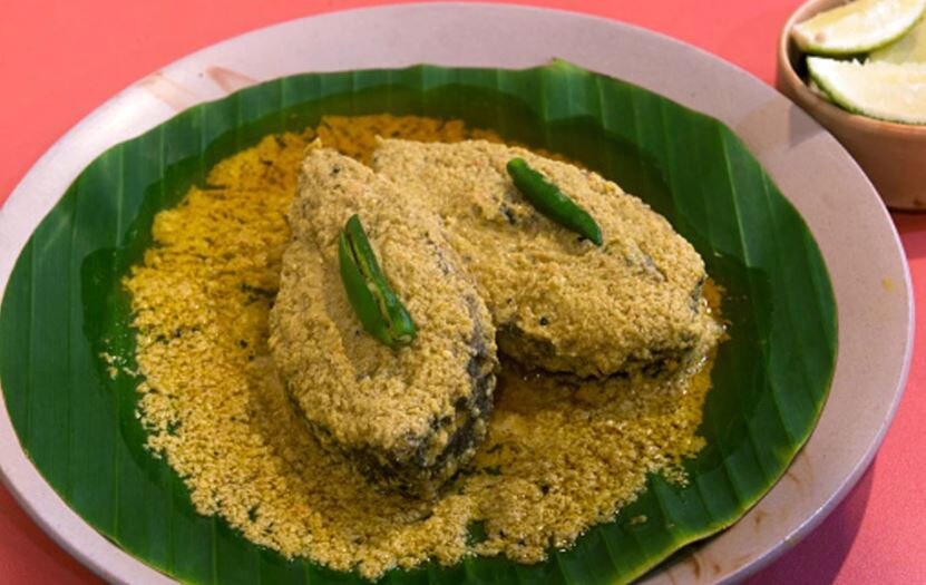 Health Benefits of Hilsa: স্ট্রোক, হার্ট অ্যাটাকের ঝুঁকি কমাতে চান? মন ভরে ইলিশ খান!