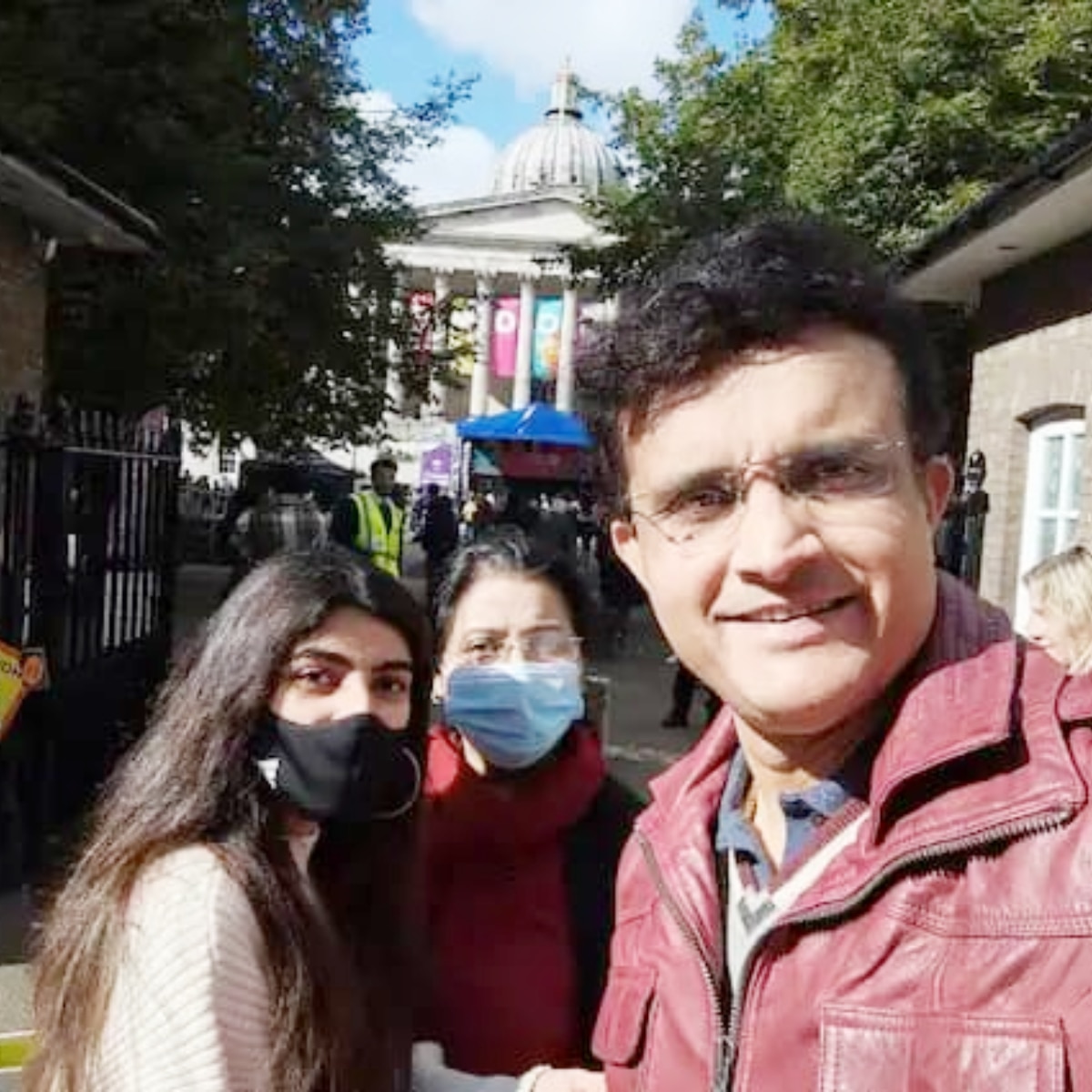 আসেন আসেন