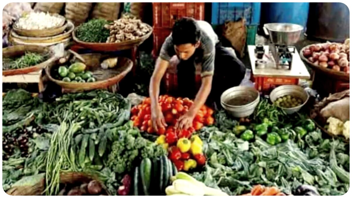Kolkata Market Rate Today: ফের ২০০ টাকা ছাড়াল মুরগির মাংসের দাম! অগ্নিমূল্য শাক-সবজিও