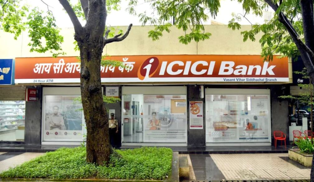 Car Loan Cheapest Interest Rate: গাড়ি কিনবেন? জেনে নিন কোন ব্যাঙ্ক সবচেয়ে কম সুদে ঋণ দিচ্ছে