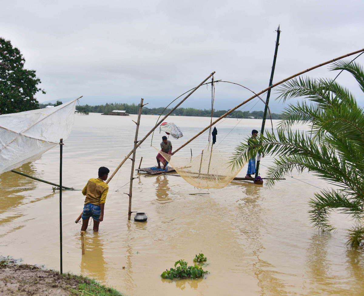 বর্তমানে কামপুর ও ধরমতুলে কপিলি নদী বর্তমানে কামপুর ও ধরমতুলে কপিলি নদী
