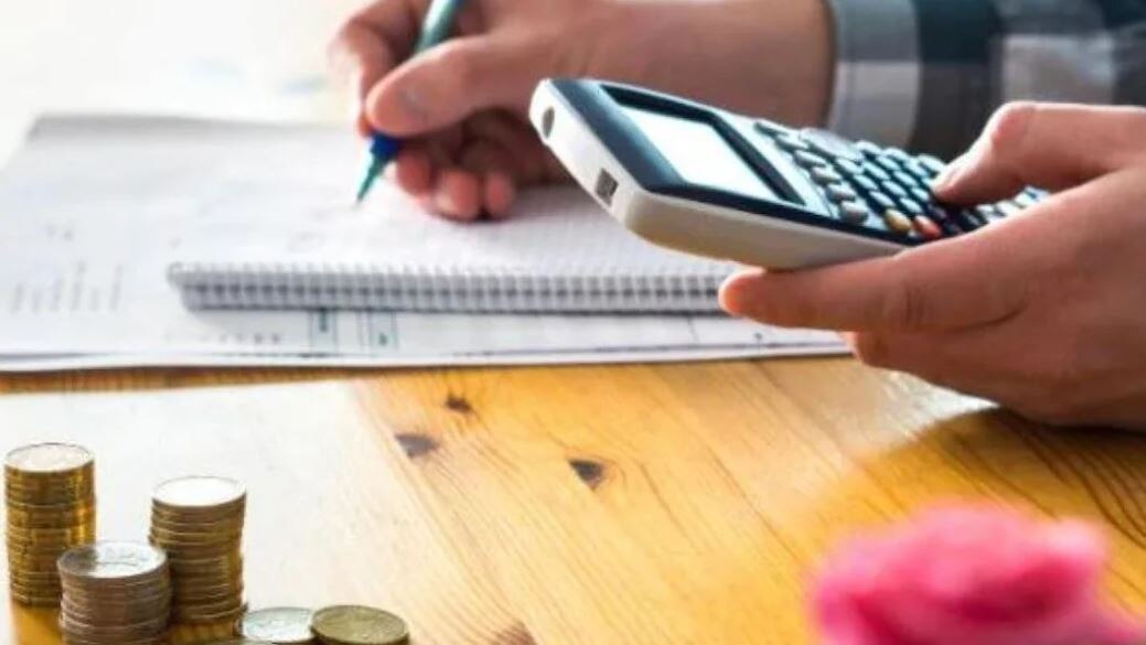 Gratuity Rule: একই সংস্থায় ৫ বছর চাকরি না হলেও গ্র্যাচুইটি পাওয়া যায়, কীভাবে?