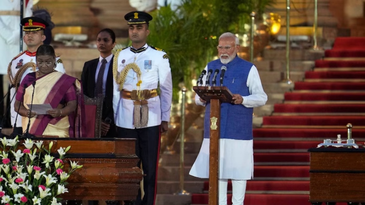 তৃতীয়বার প্রধানমন্ত্রী হিসেবে শপথ মোদীর