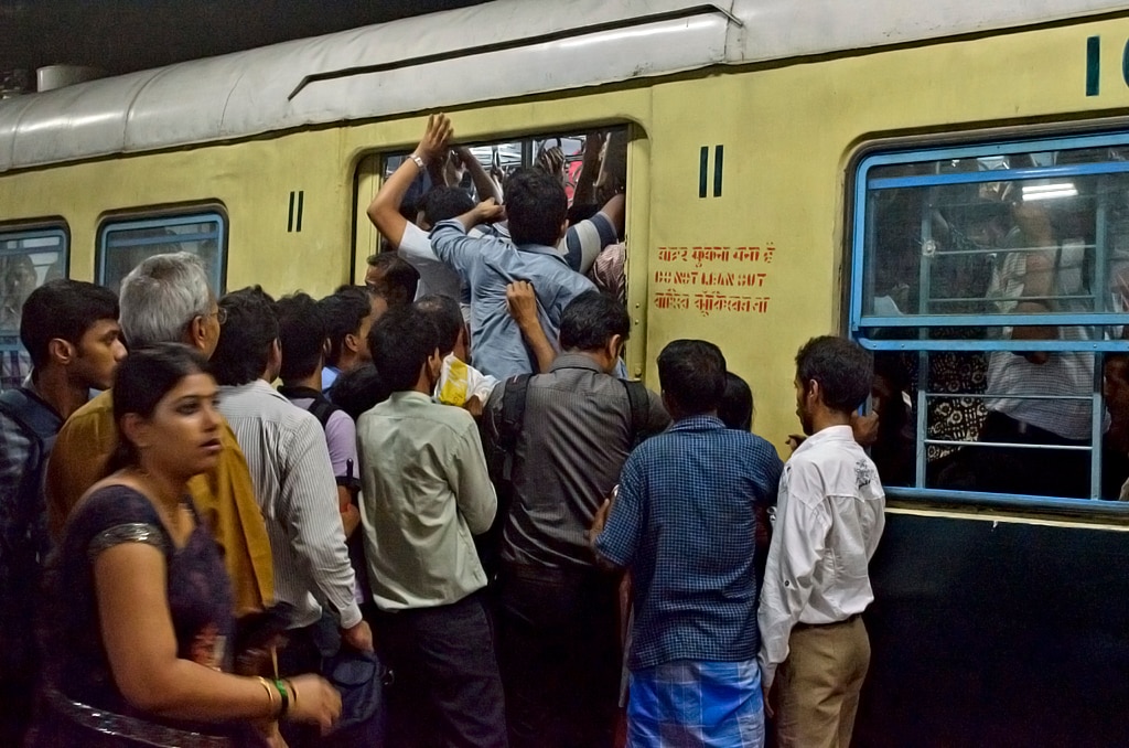 হাওড়া এবং শিয়ালদা 