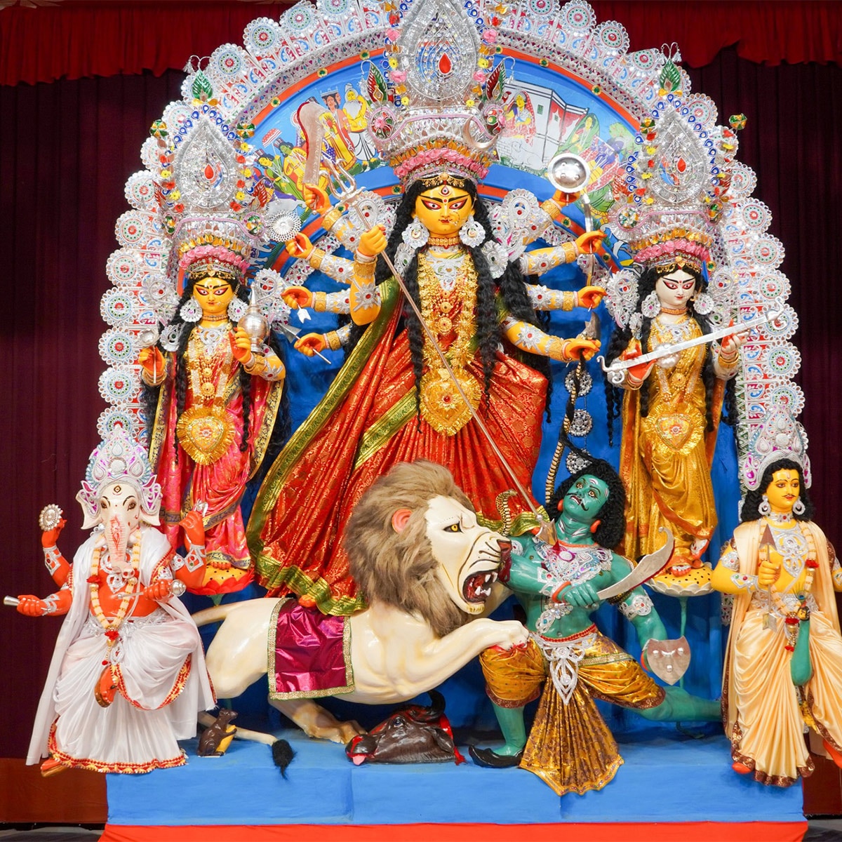 durga eyes painting ritual