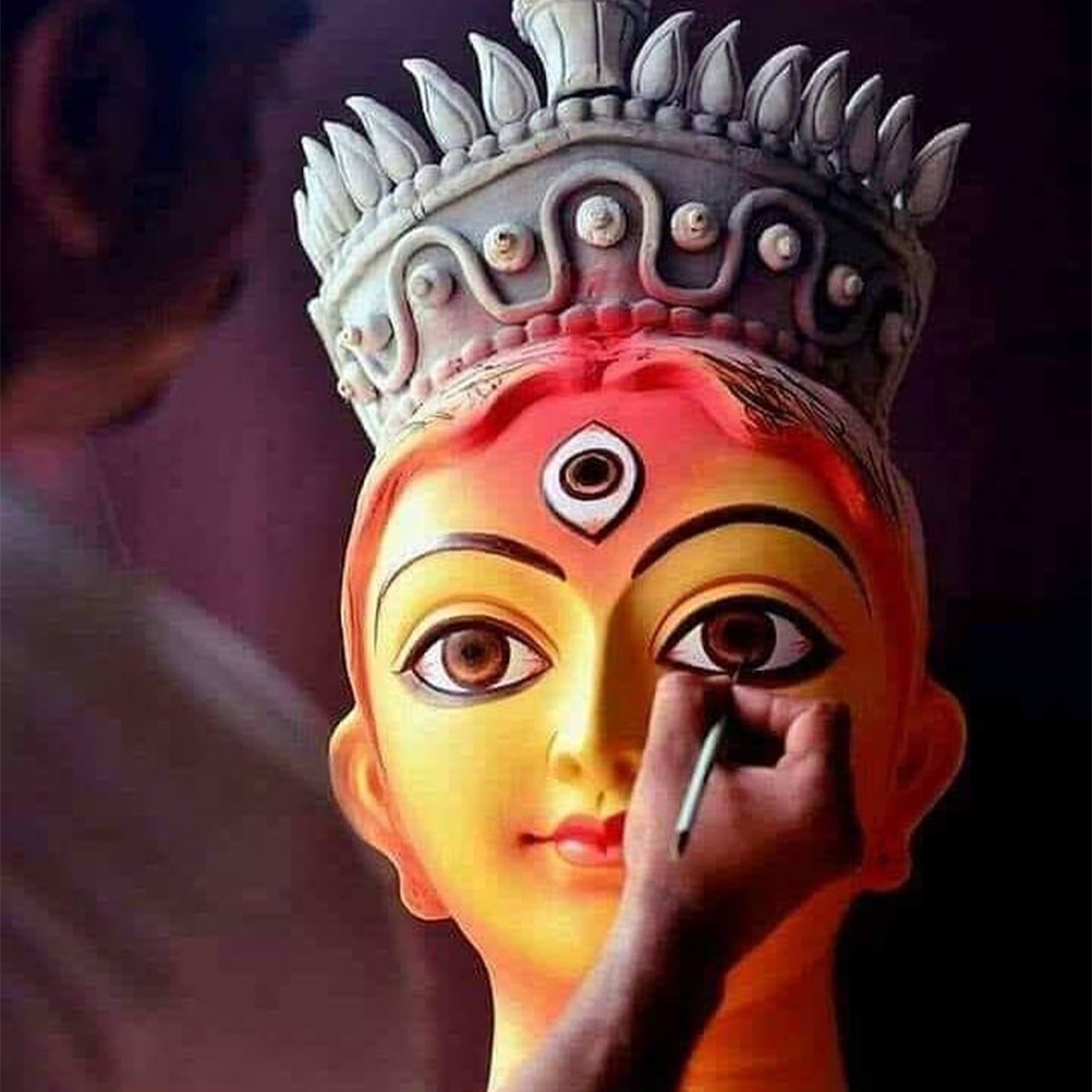durga eyes painting ritual