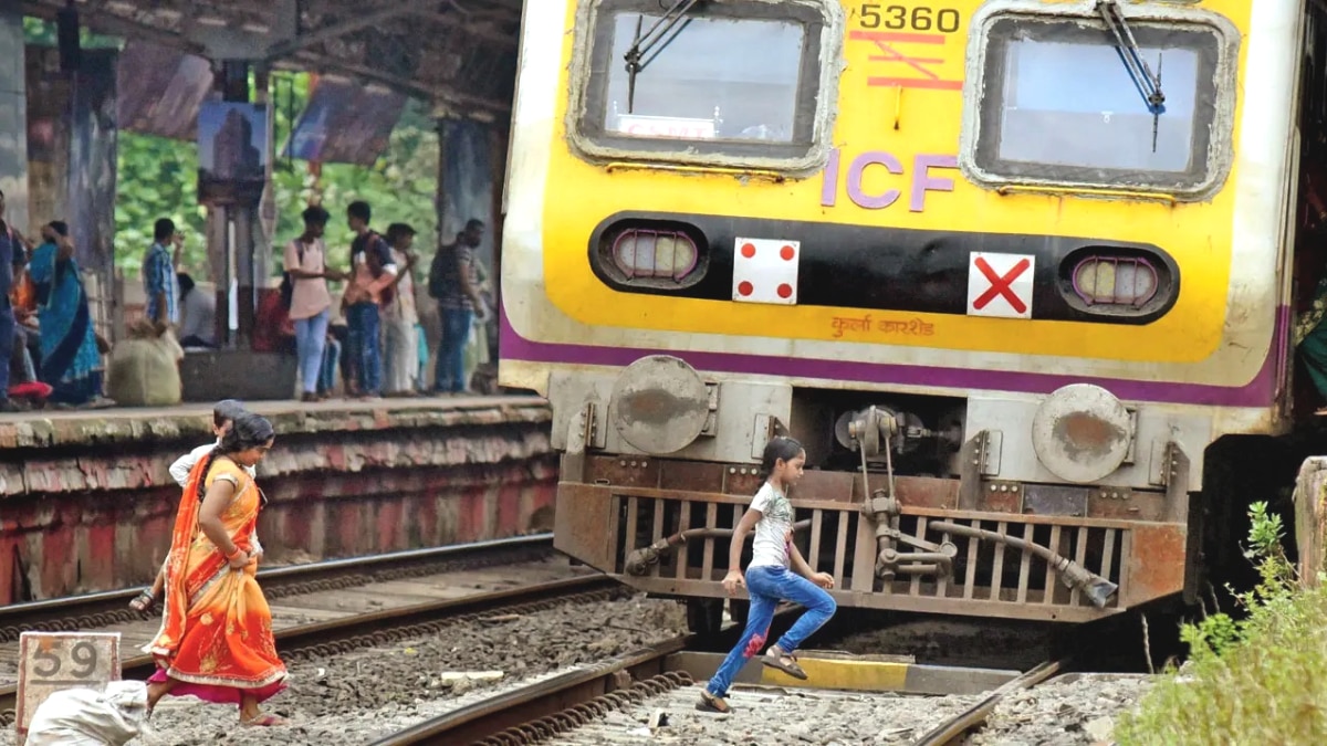 হাওড়া–বর্ধমান (ডানকুনি হয়ে)