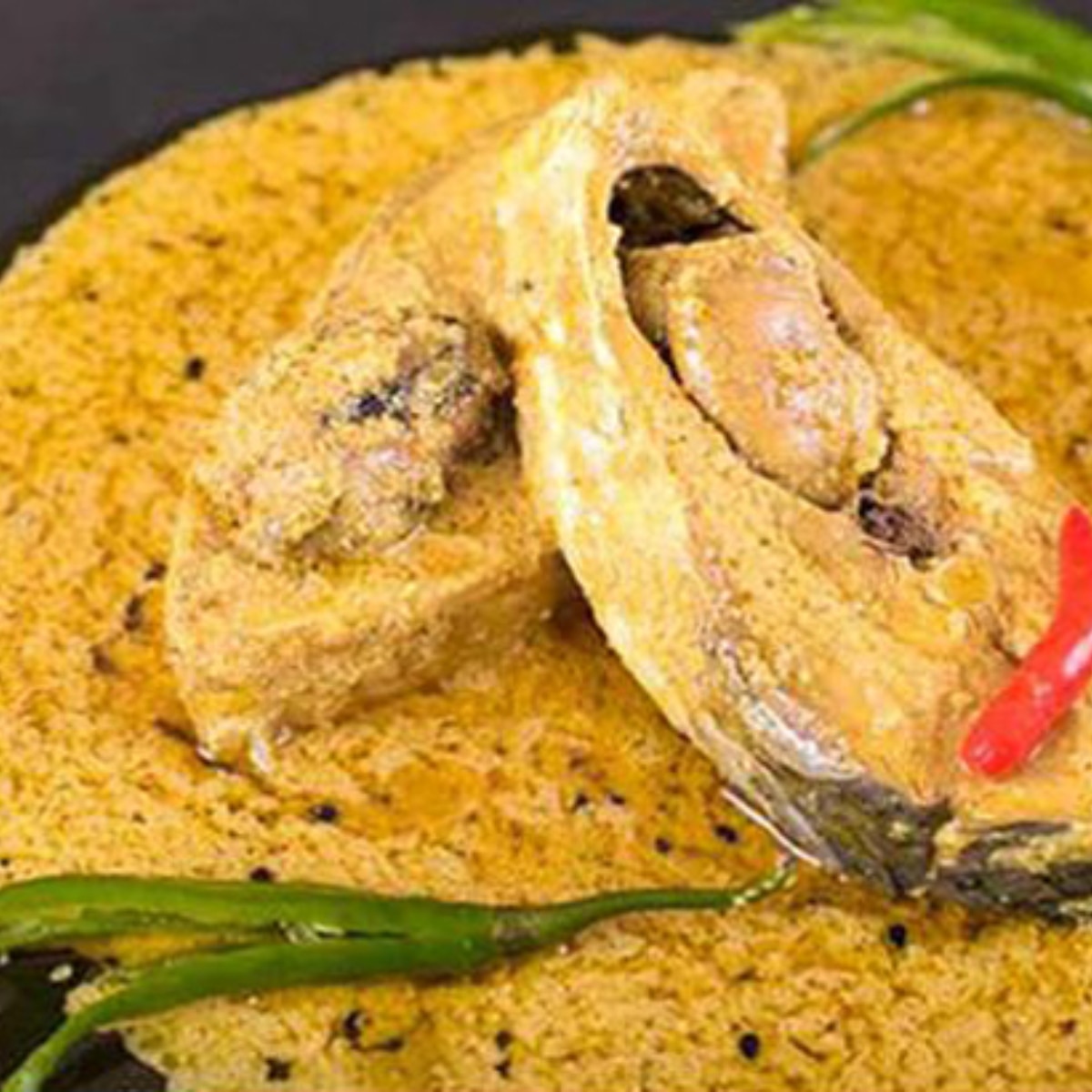  Padma Hilsa at Kolkata Market