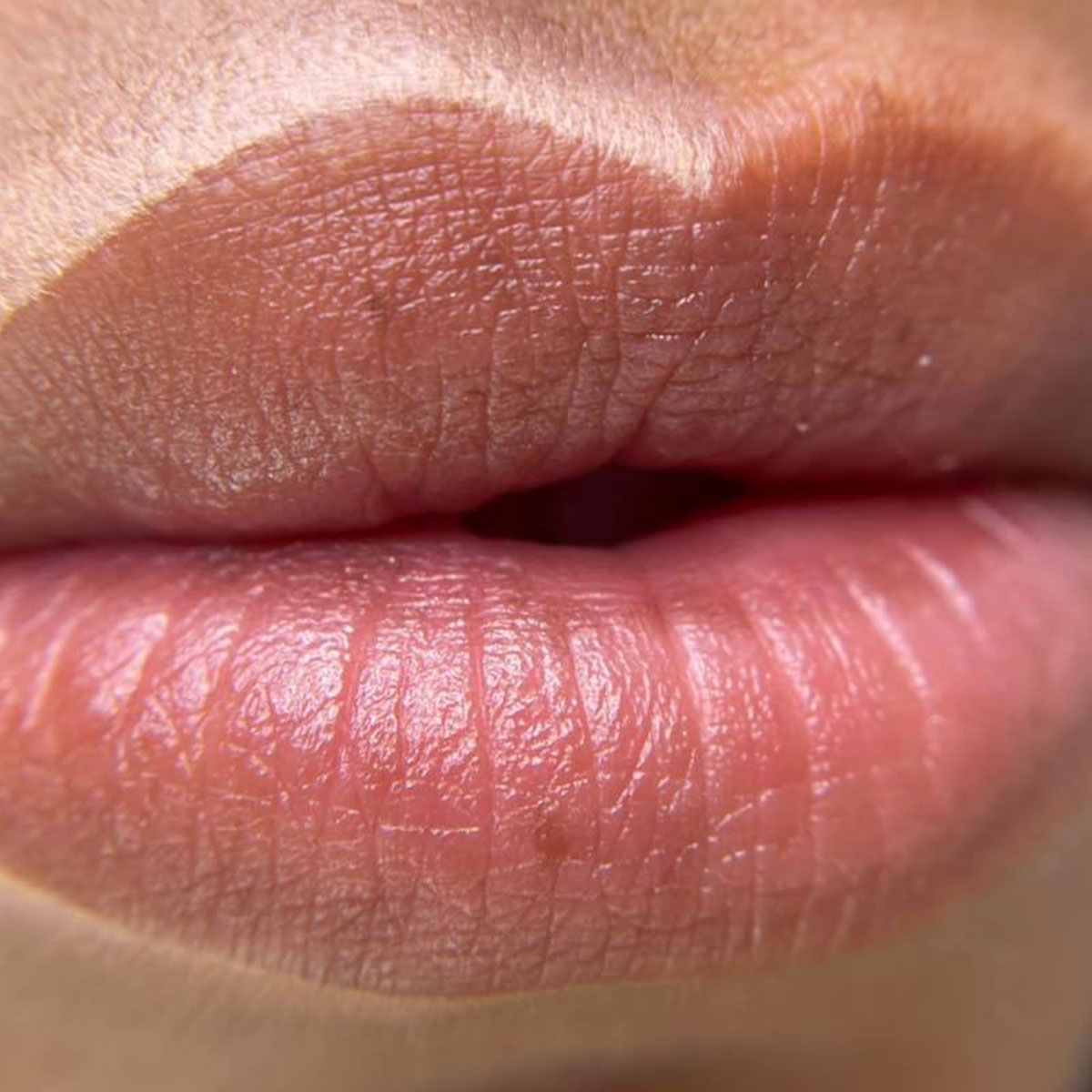 pink lips