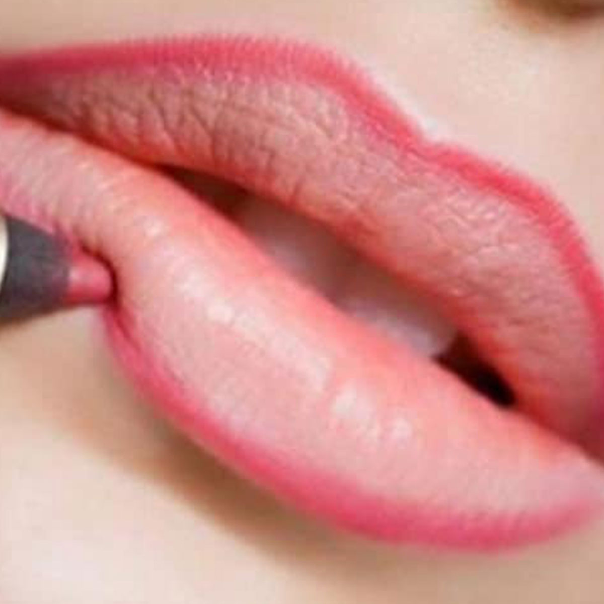 pink lips
