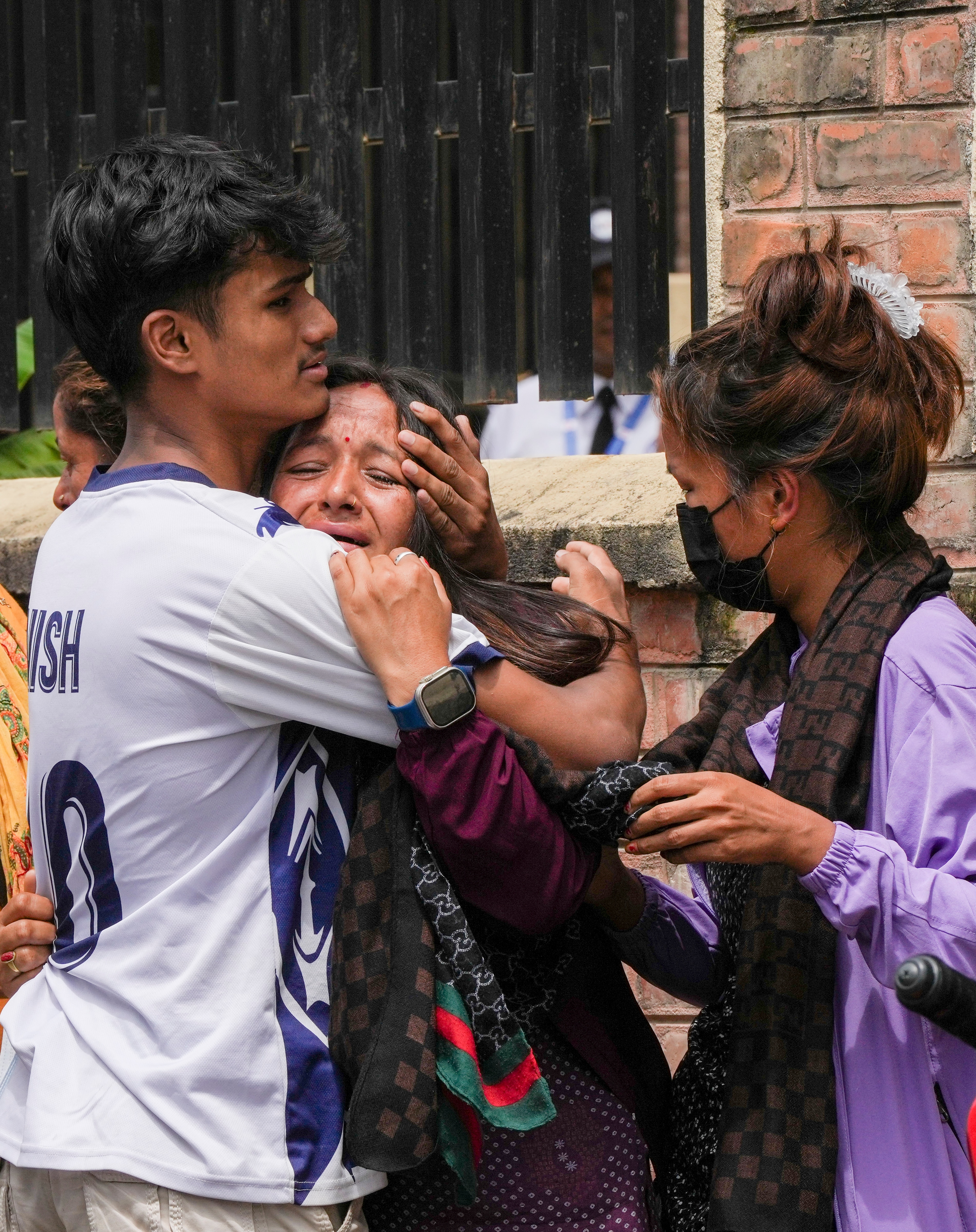 অন্ধ্রপ্রদেশের অন্তত ১৪০ জনকে 