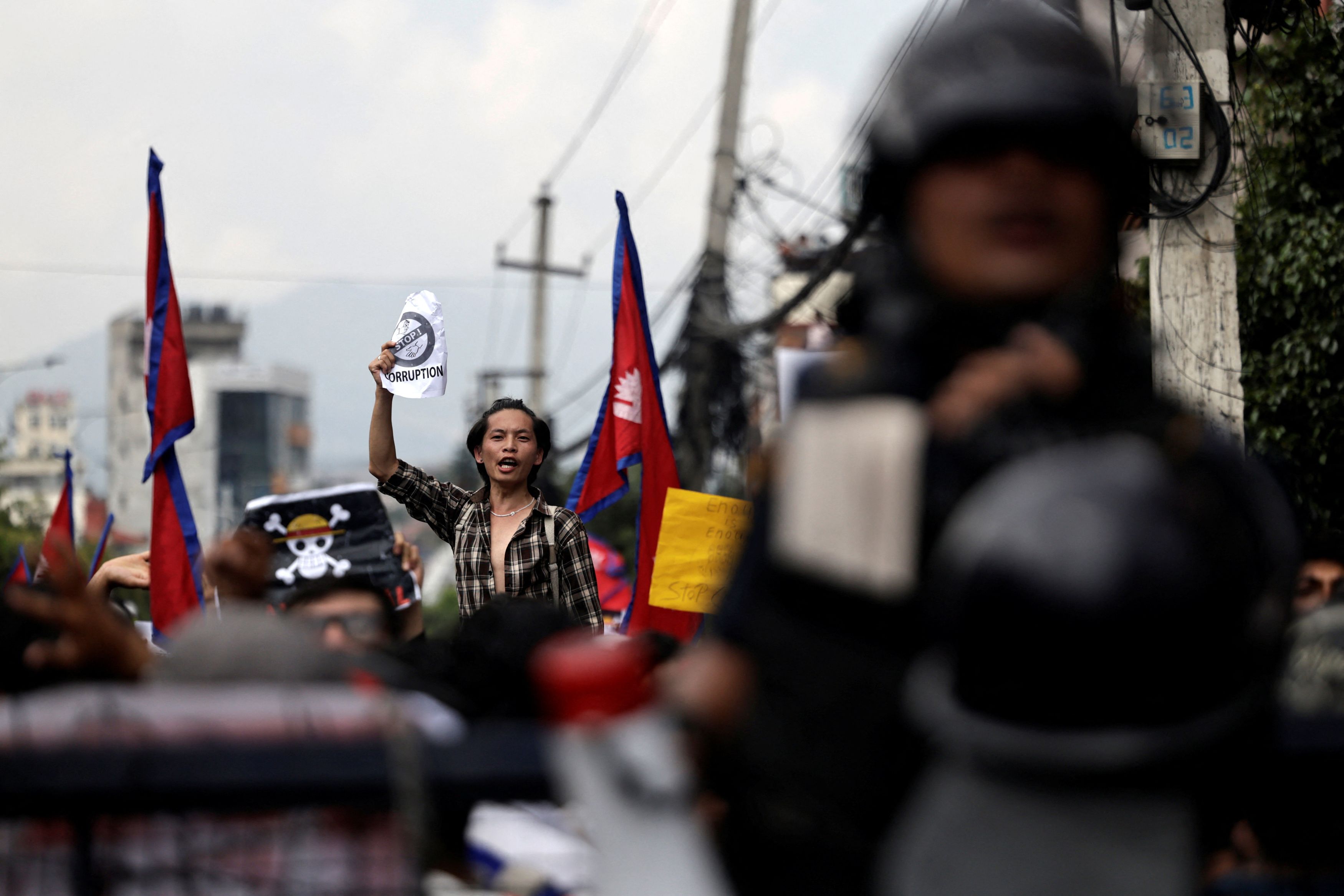 উত্তাল নেপাল উত্তাল নেপাল