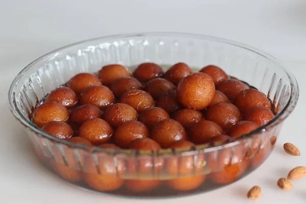 গুলাবজামুন