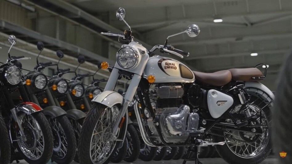 GST কমার পরে Royal Enfield-র কোন বাইকের কত দাম কমছে? 