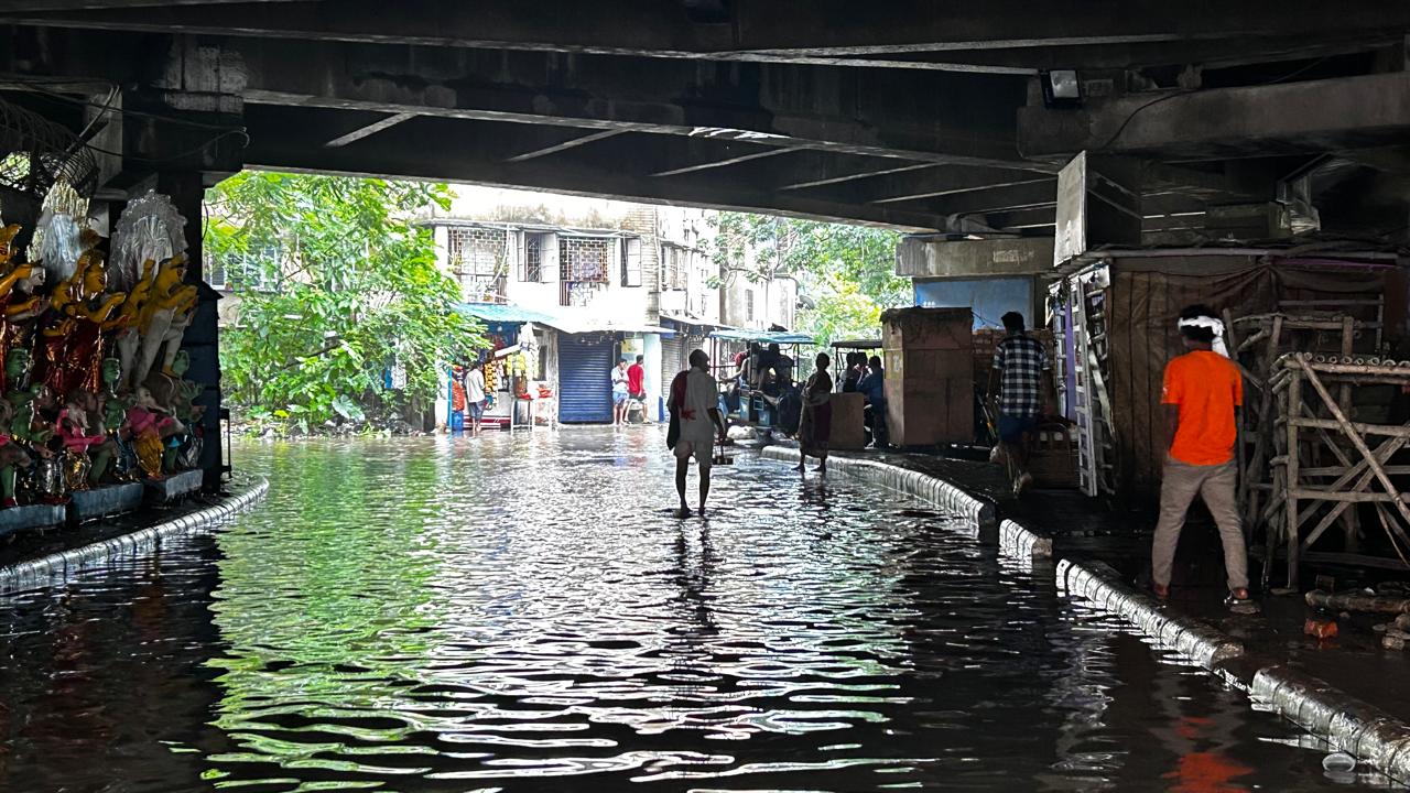 পুরুলিয়া ও বাঁকুড়াতেও বৃষ্টি হয়েছে