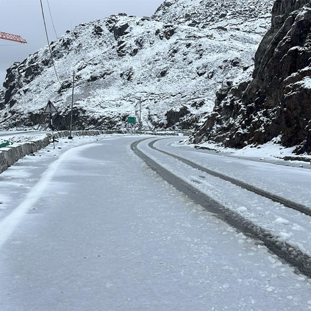 তুষারপাত তুষারপাত