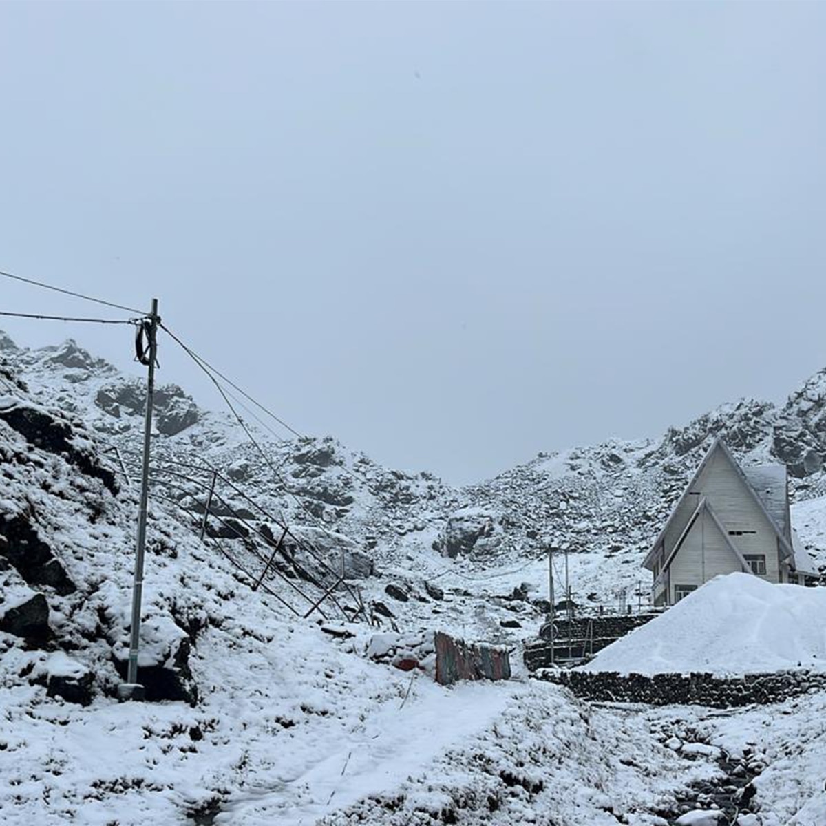 তুষারপাত তুষারপাত