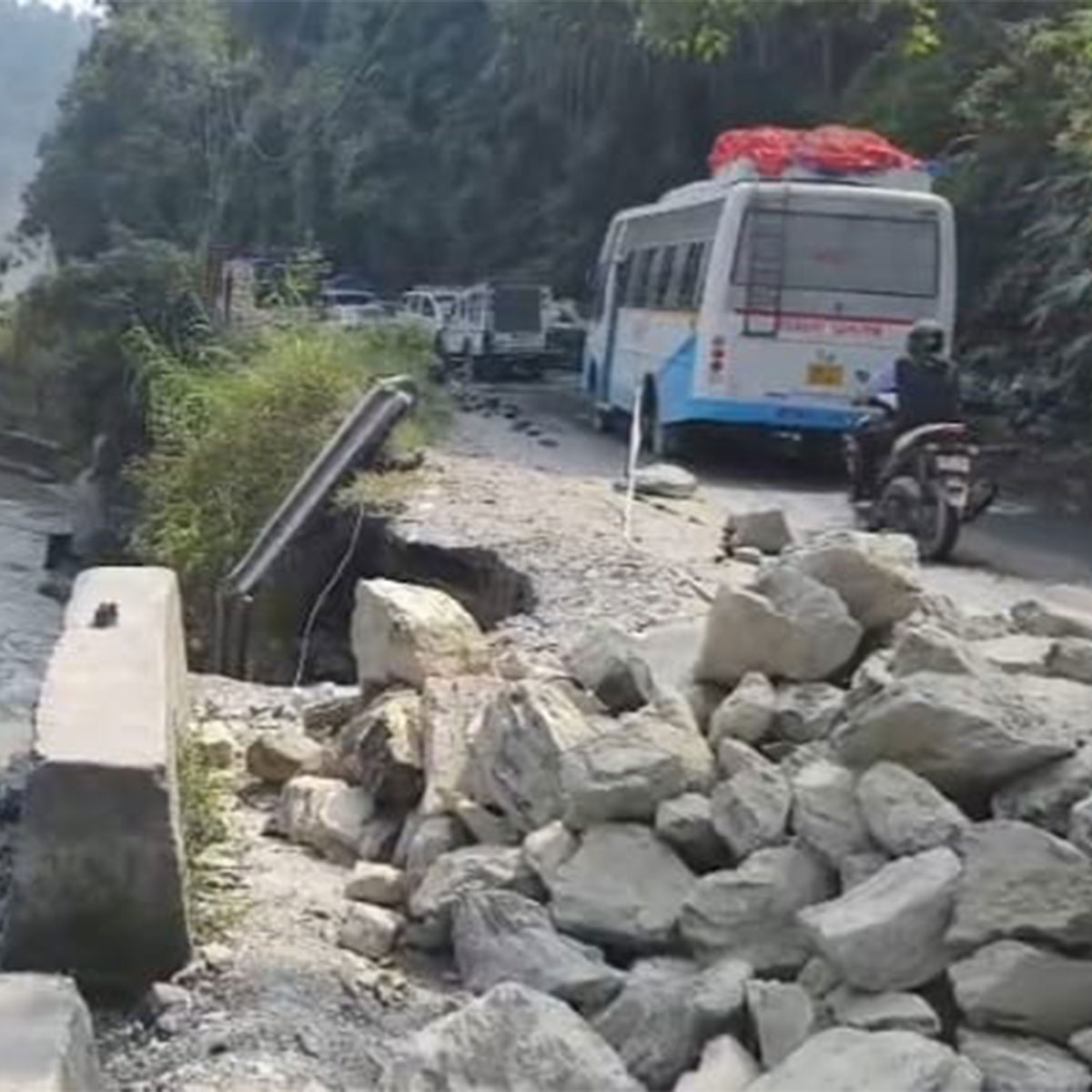 দুধিয়া সেতু দুধিয়া সেতু