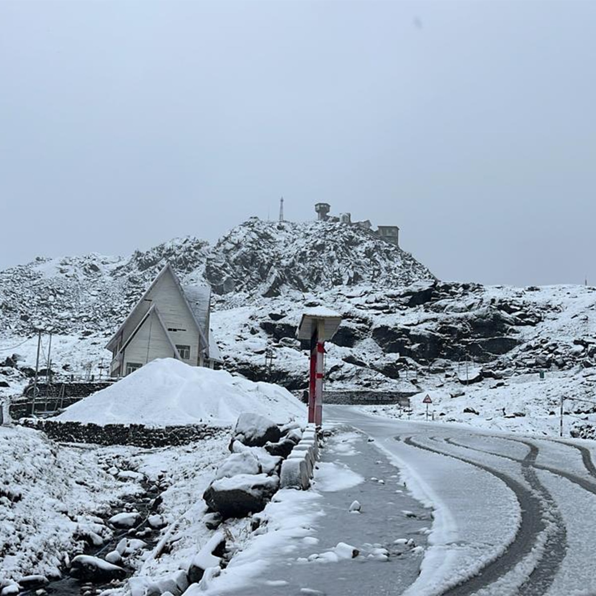 তুষারপাত তুষারপাত
