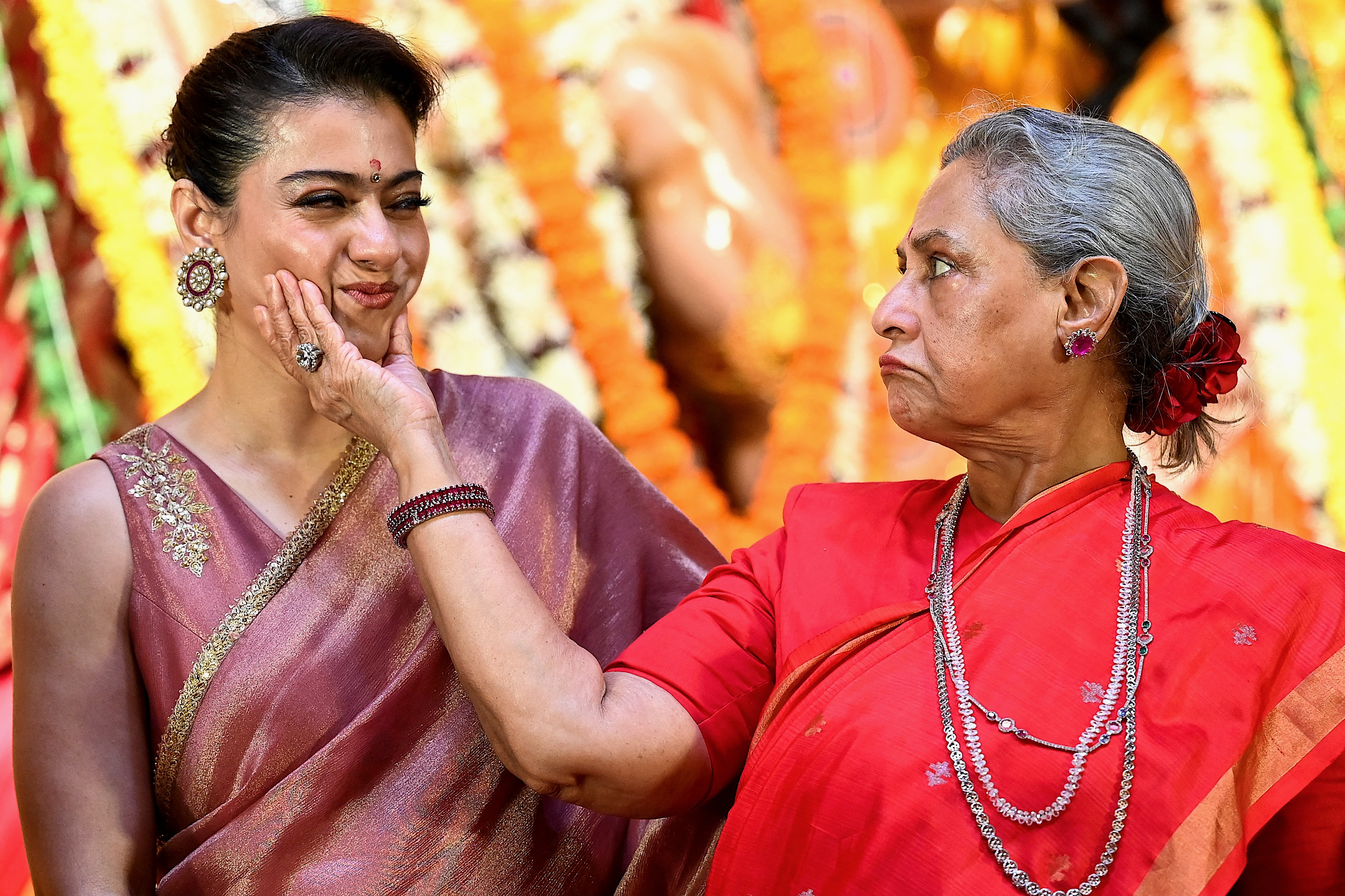 কাজল ও রানি মুখার্জিদের পুজো