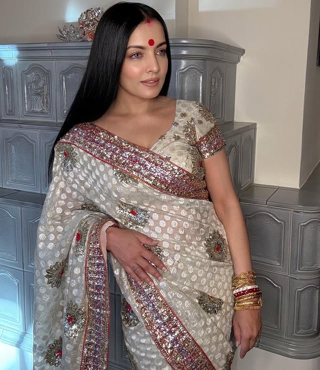 সেলিনা জেটলি