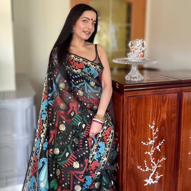 সেলিনা জেটলি